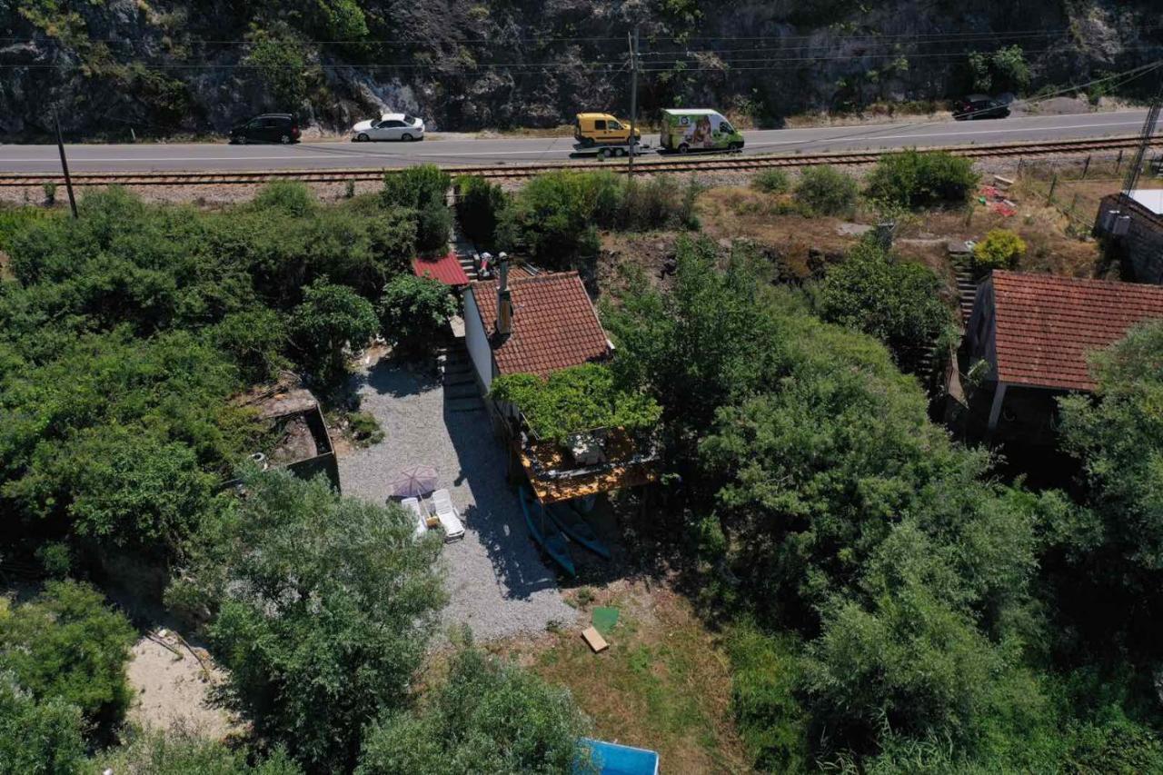 Lake House Buric Vranjina Екстериор снимка