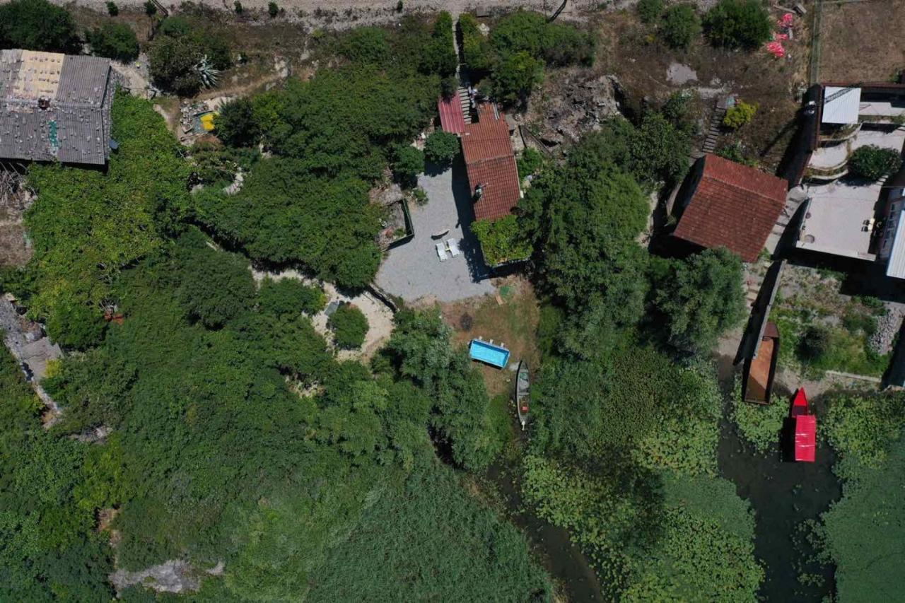 Lake House Buric Vranjina Екстериор снимка