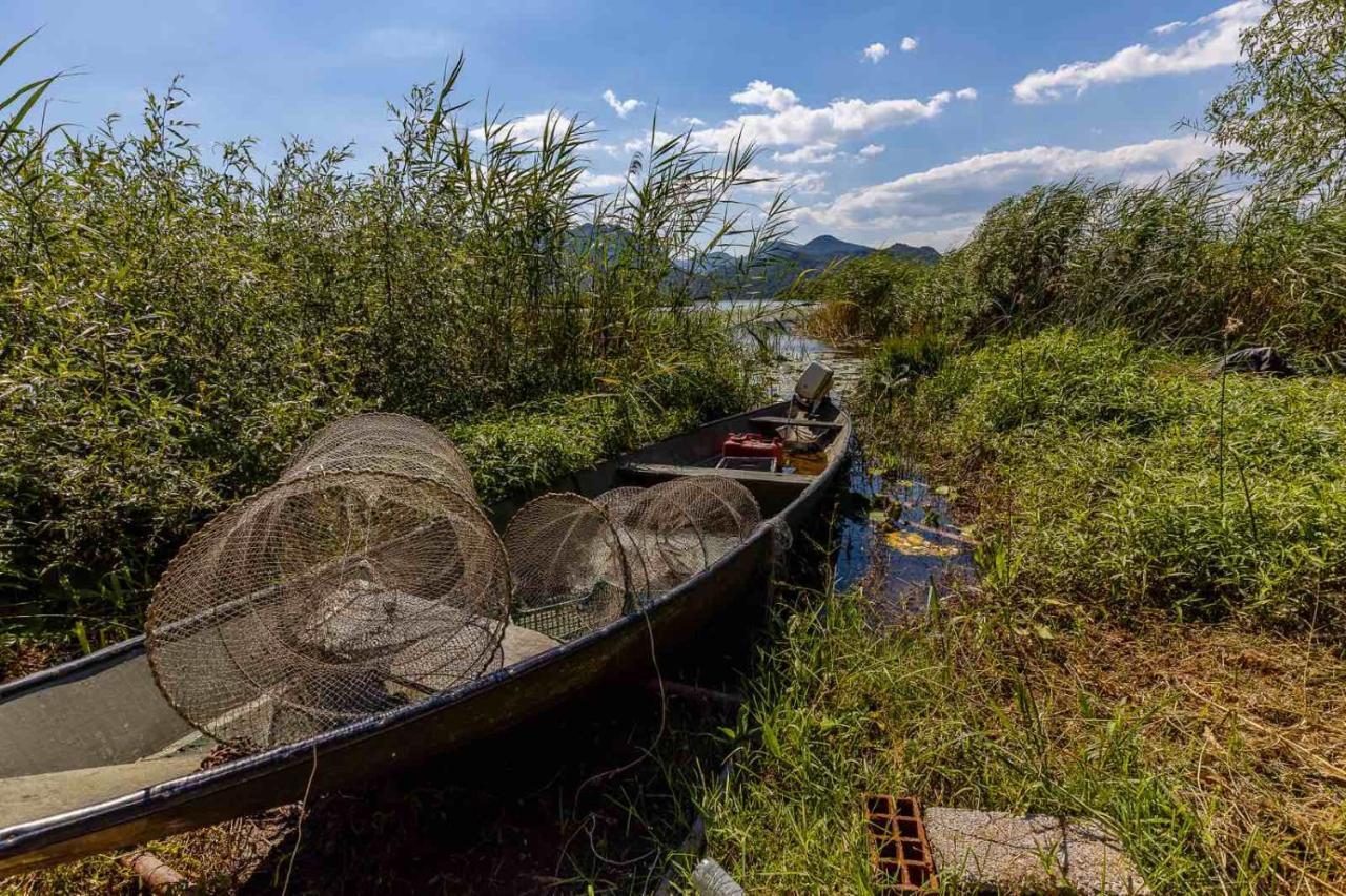 Lake House Buric Vranjina Екстериор снимка