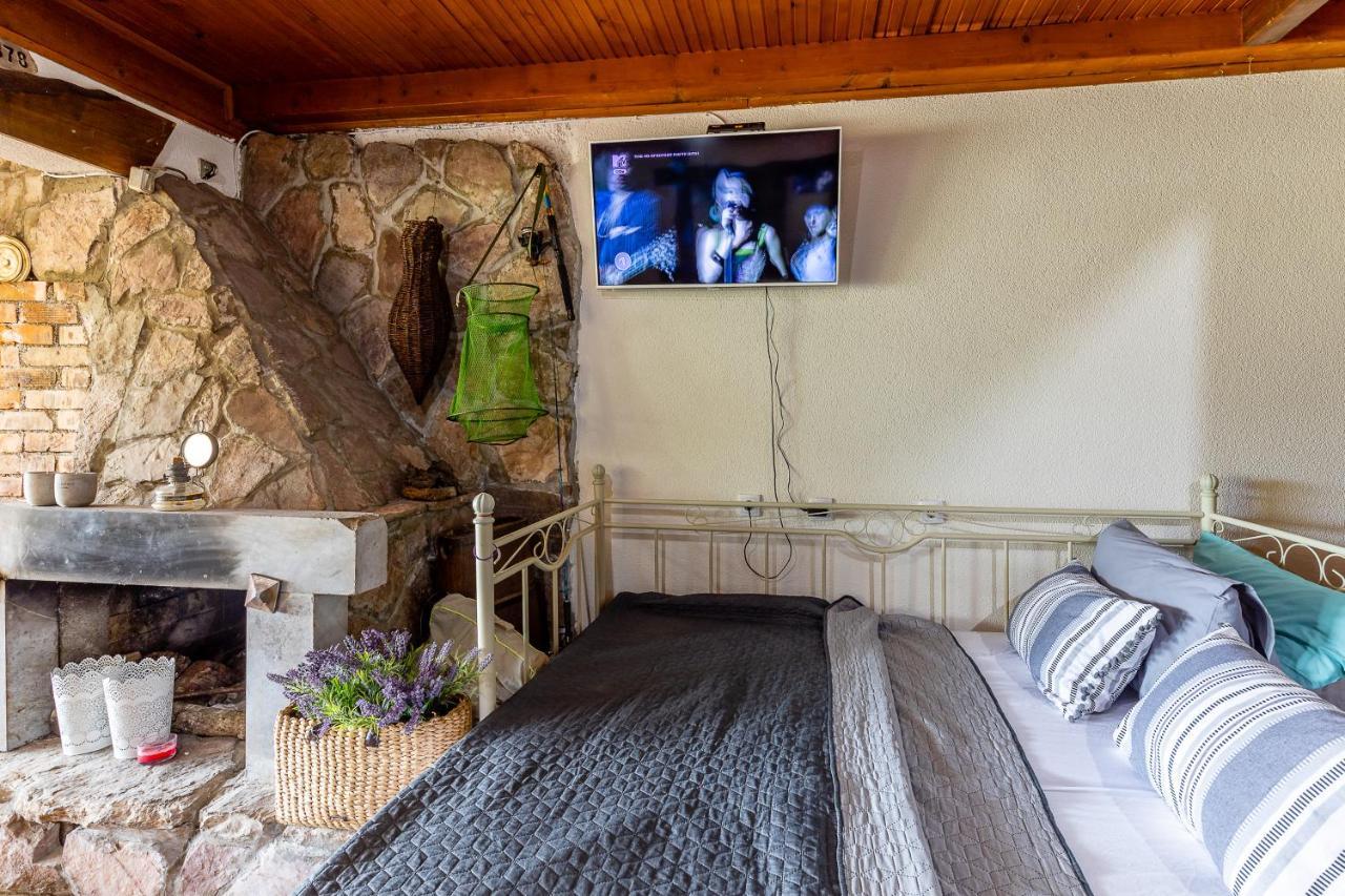 Lake House Buric Vranjina Екстериор снимка